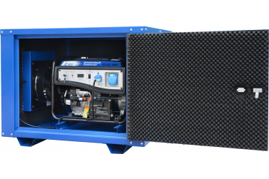 Бензиновый генератор ТСС SGG 7500Е3 в капоте